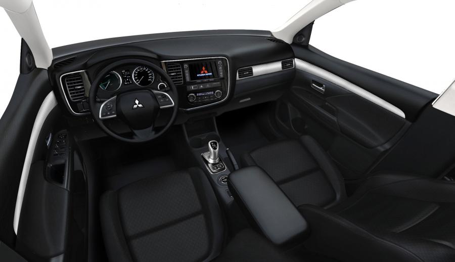  Mitsubishi Outlander PHEV 2012 года  (фото 12 из 48)